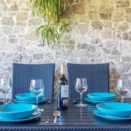 El Descanso Conil 3 *